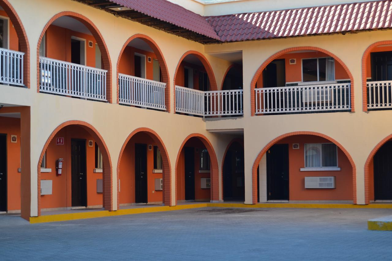 Hotel Las Torres Mexicali Exteriér fotografie