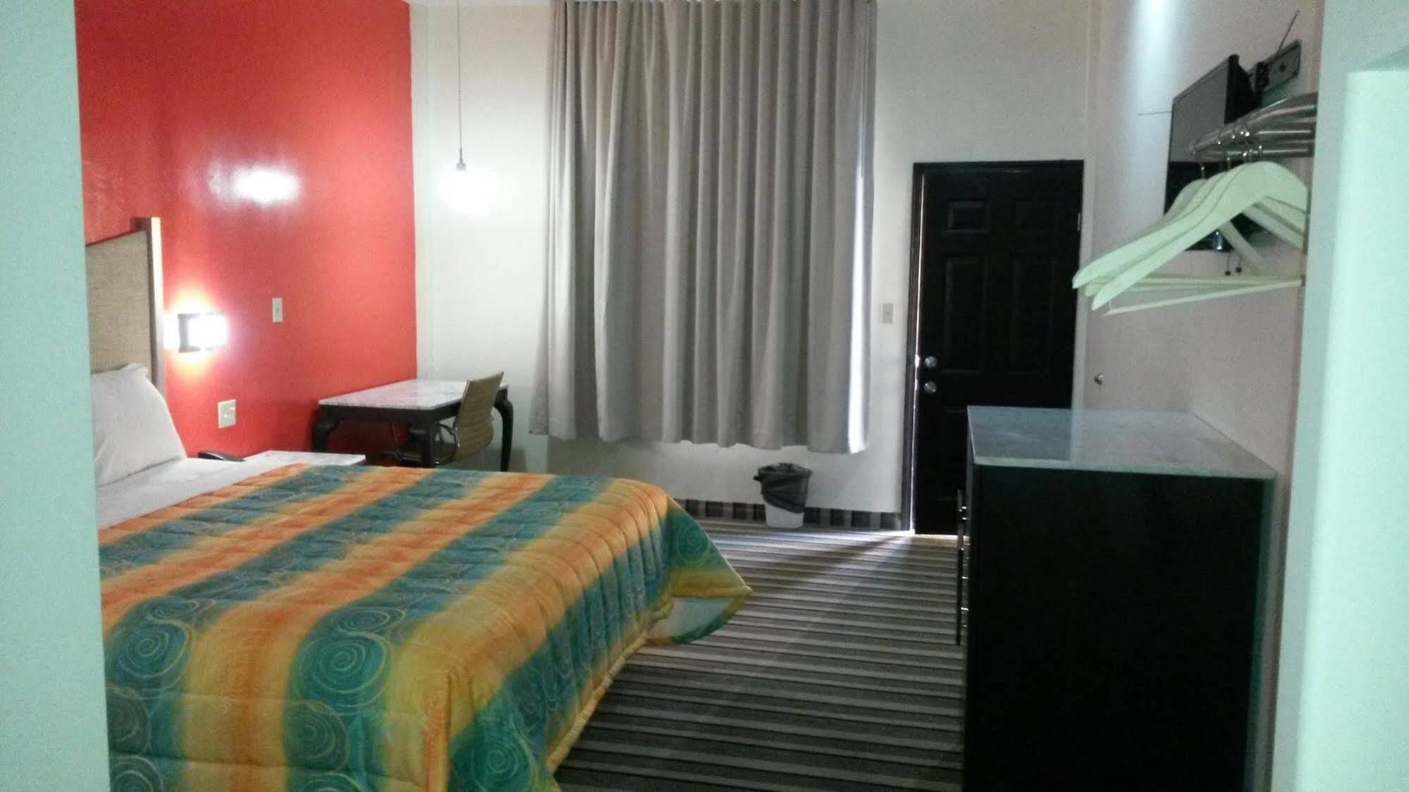 Hotel Las Torres Mexicali Exteriér fotografie